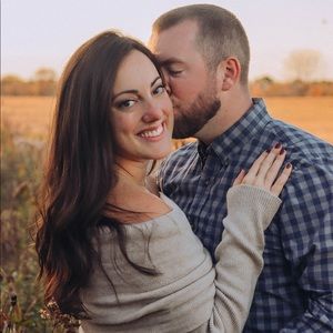 Meet your Posher, Maya